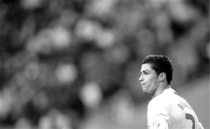 读秒绝杀 大巴黎险胜尼斯