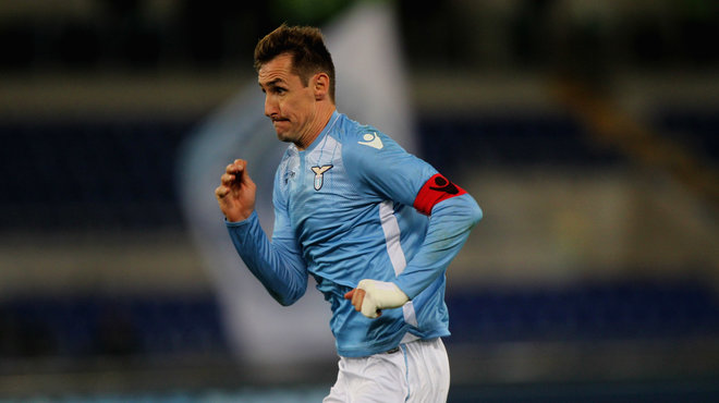 韩籍电竞选手Rookie拿到中国绿卡