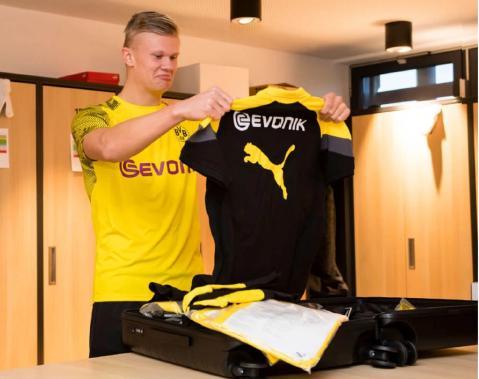 你有一份“皮城大学“录取通知书待查收！《金铲铲之战》高校赛开赛