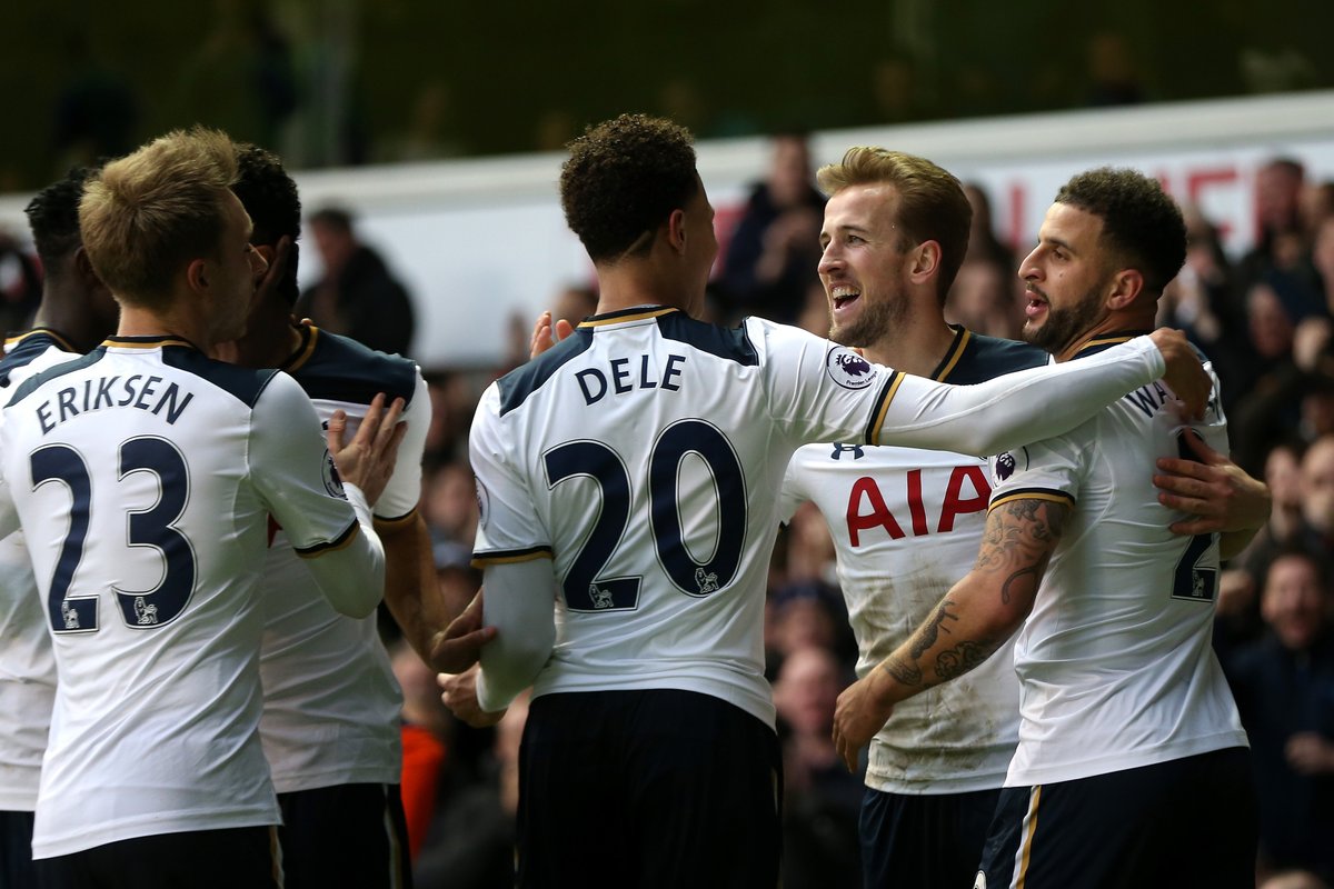 意甲-赖因德斯破门德弗里绝平 AC米兰1-1国米