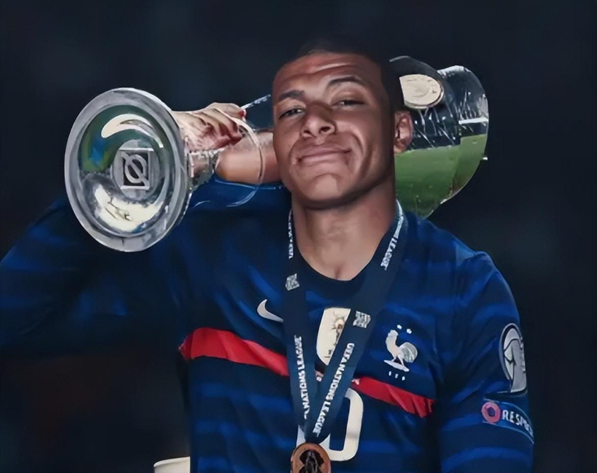 洛瑞：计划以猛龙球员身份退役 若被退役球衣可能会泪流满面