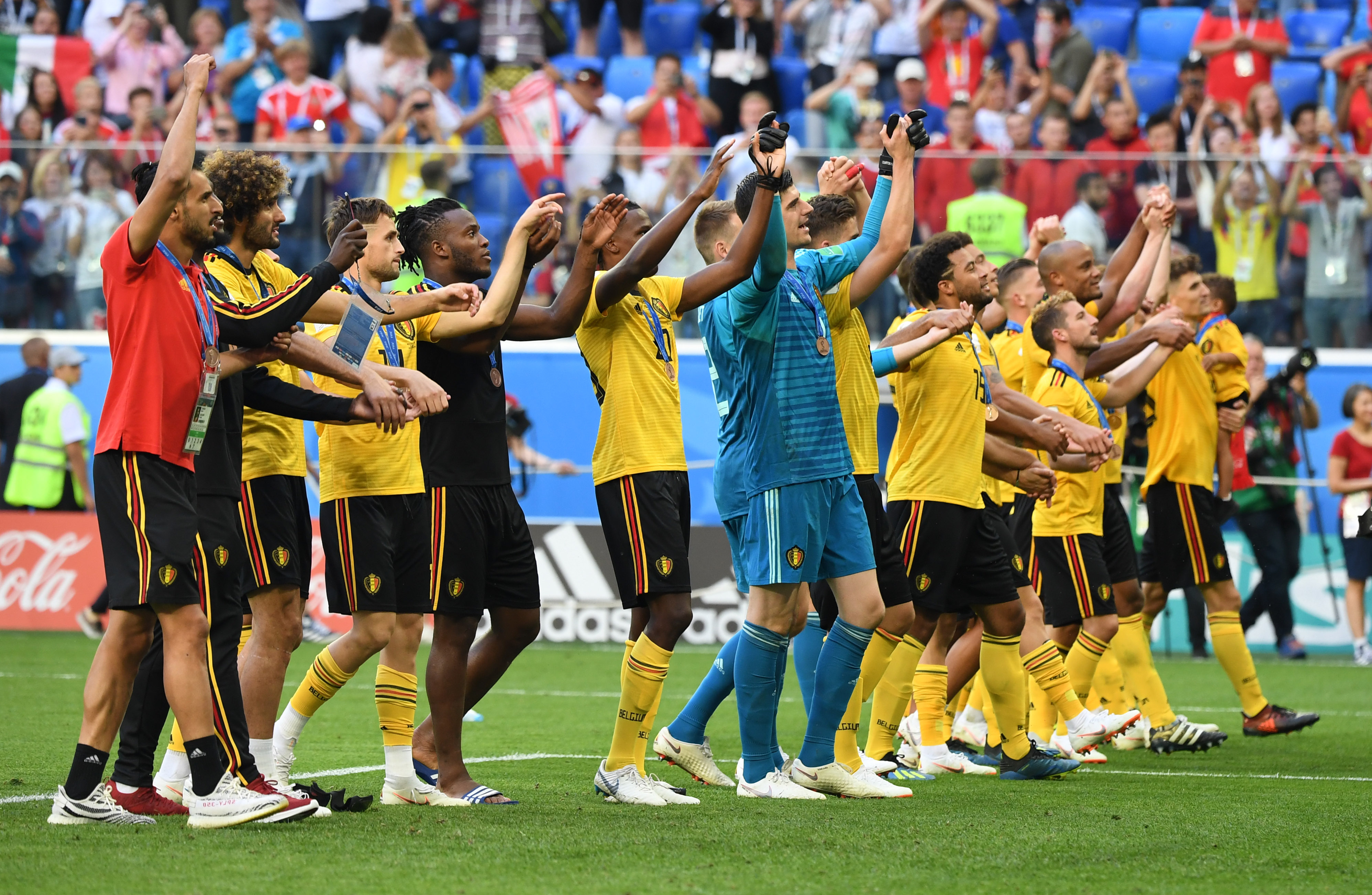 《女神异闻录：夜幕魅影》现已登陆蒸汽平台